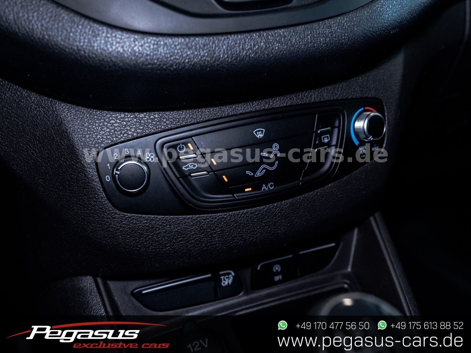 FORD Transit Courier - 20