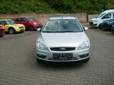 Ford Focus 1,6 Style, AC, PDC - Ford Focus aus 2007: Style