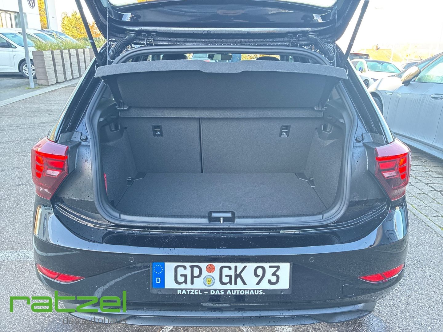 Fahrzeugabbildung Volkswagen Polo Goal 1.0 TSI DSG Navi Rückfahrkamera LED Tr