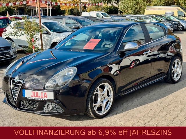 Alfa Romeo Giulietta Turismo-KLIMA-SHZG-NAVI-LEDER-PDC-BOSE