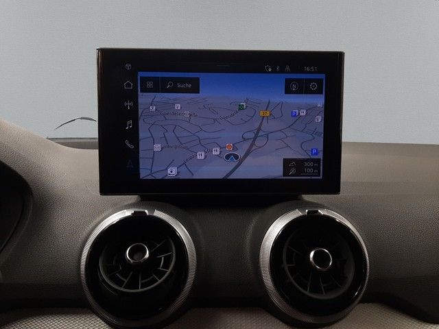 Fahrzeugabbildung Audi Q2 advanced 35TFSI Matrix AHK Navi Kamera 19"