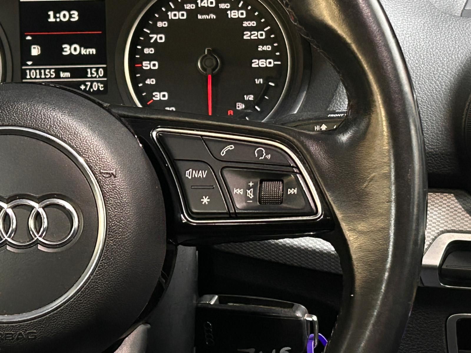 Fahrzeugabbildung Audi Q2 35d Quatt S-Tr. LED+KLIMAUT+HIFI+APS+DAB+ACC+
