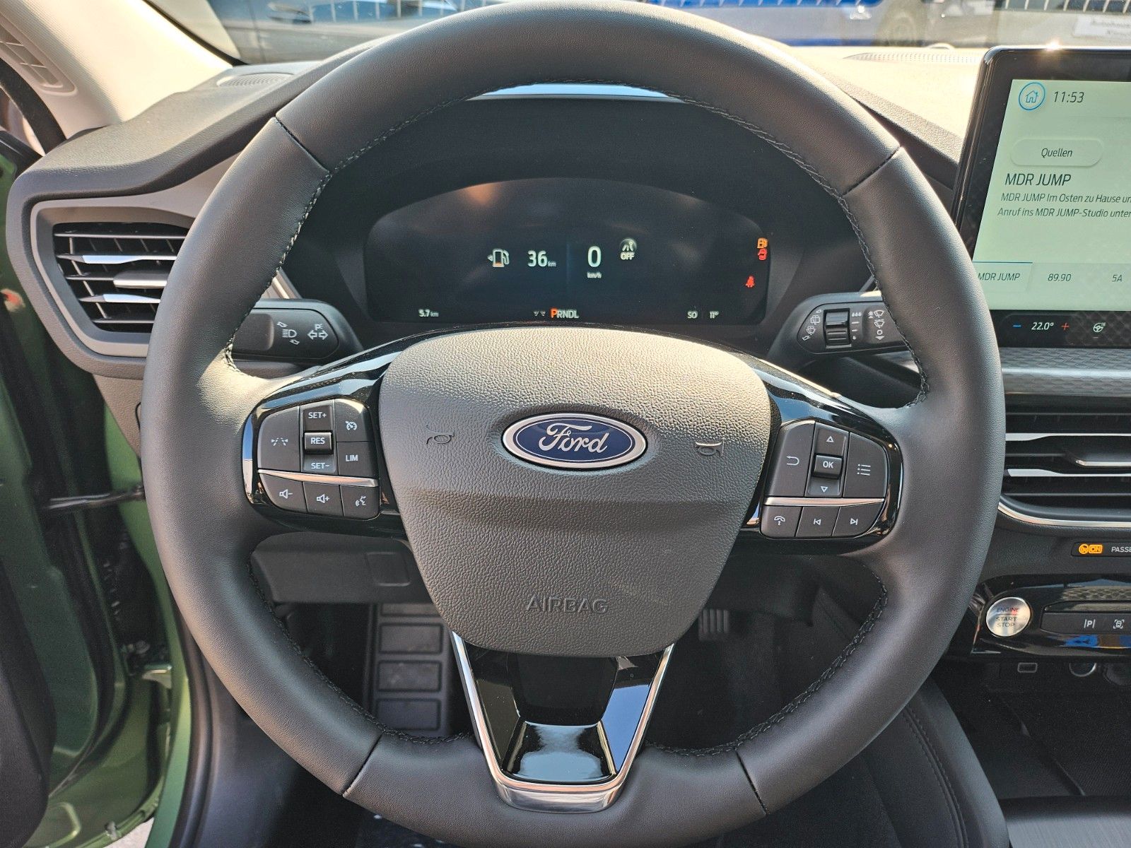 Fahrzeugabbildung Ford Kuga Hybrid Titanium