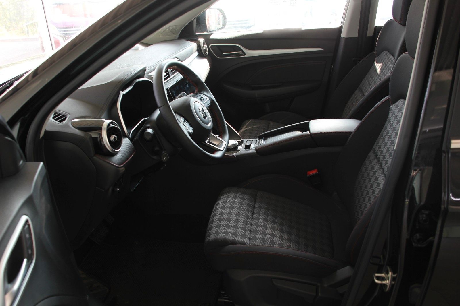Fahrzeugabbildung MG ZS EV Comfort Standard