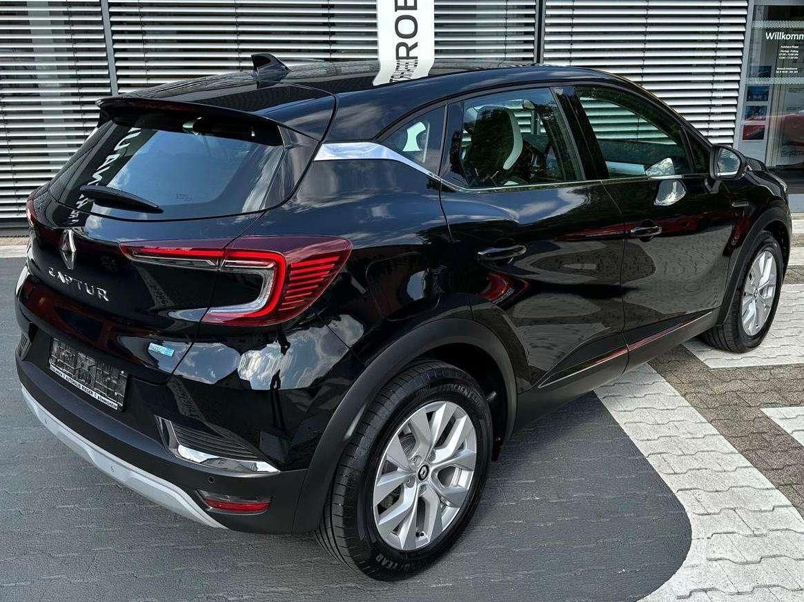 Fahrzeugabbildung Renault Captur Intens Plug-In-Hybrid 160