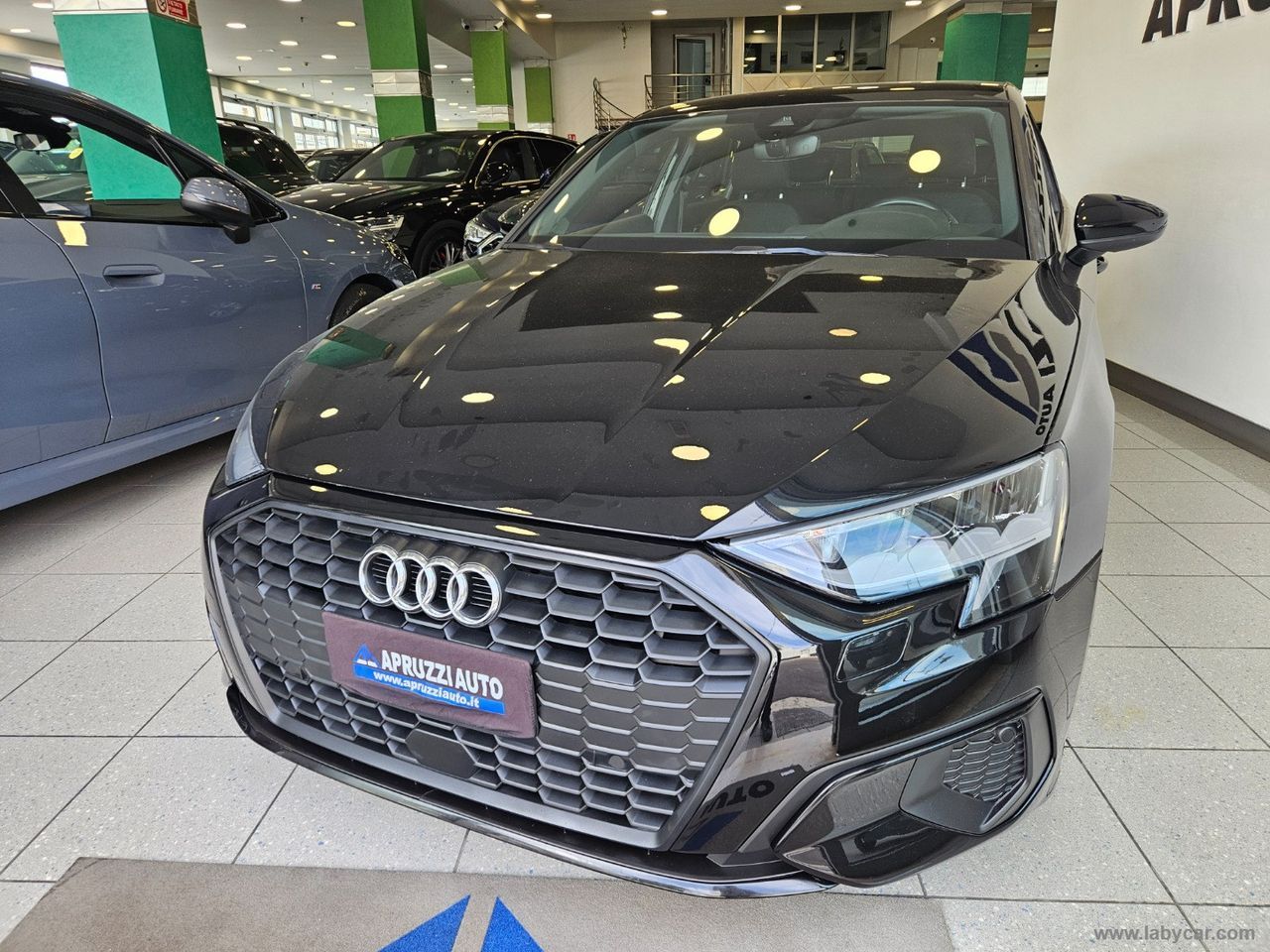 Audi AUDI A3 SPB 30 TDI S tronic Business imagem 3