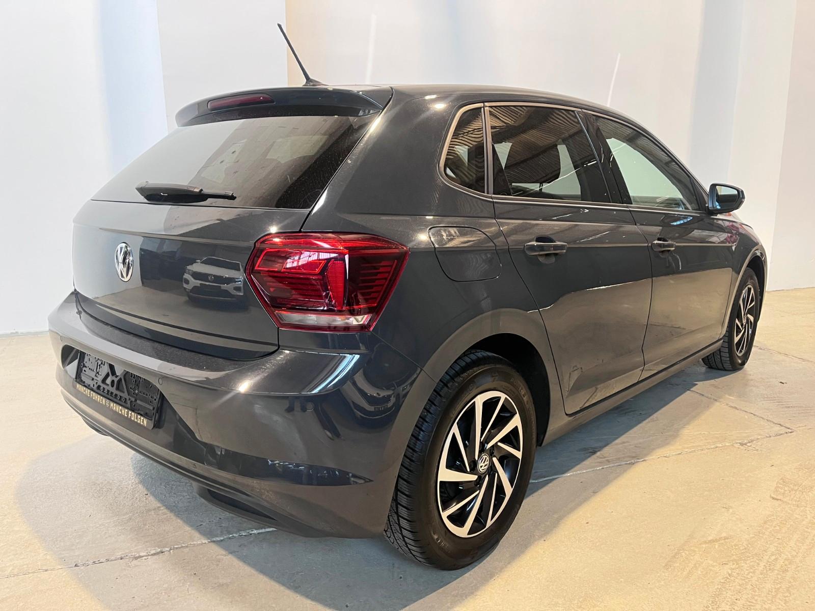 Volkswagen Polo VI Join 1.0