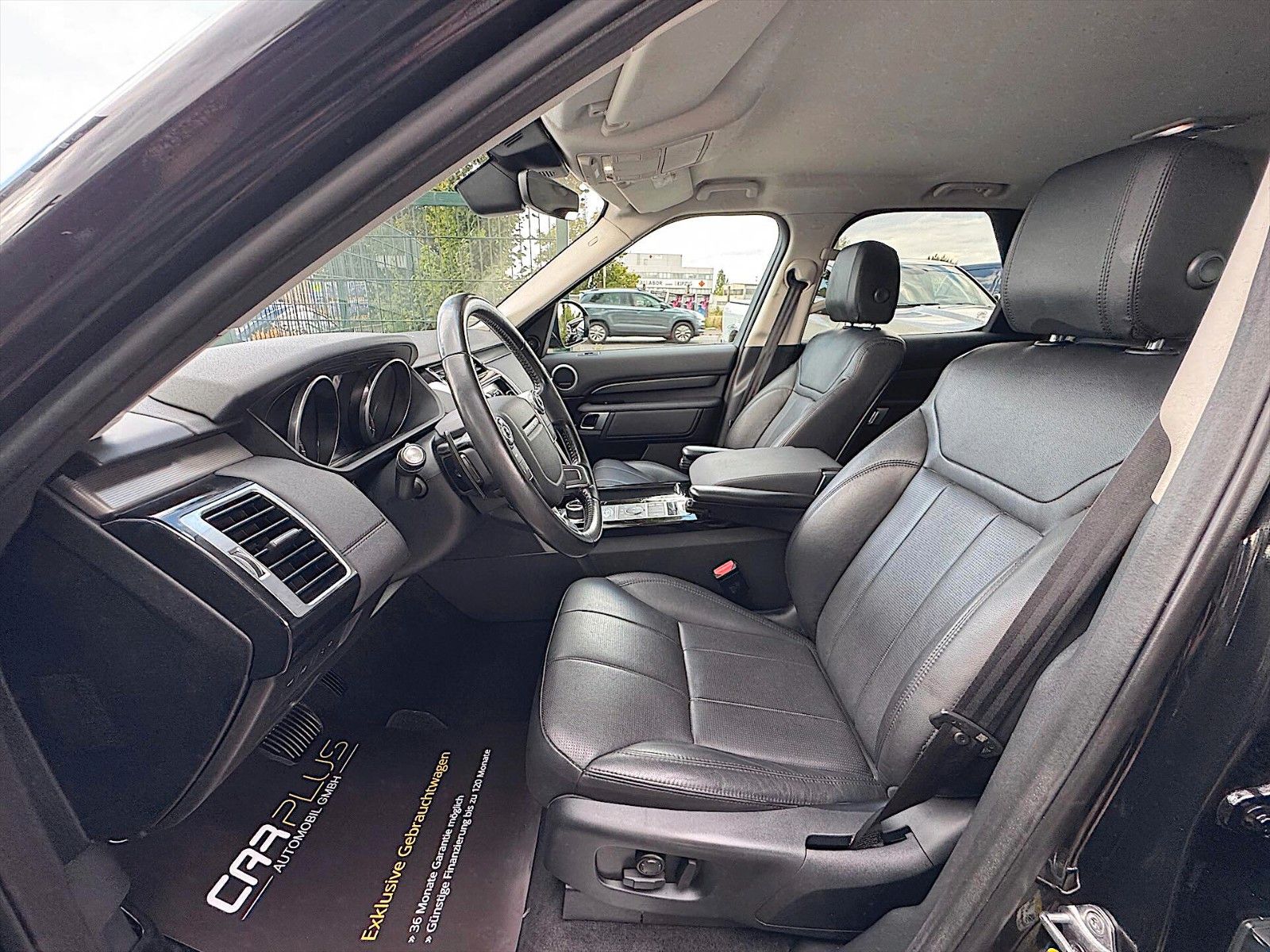 Fahrzeugabbildung Land Rover Discovery 5 2.0 TD SD4 HSE BLACK 4x4 *AHK*LED*