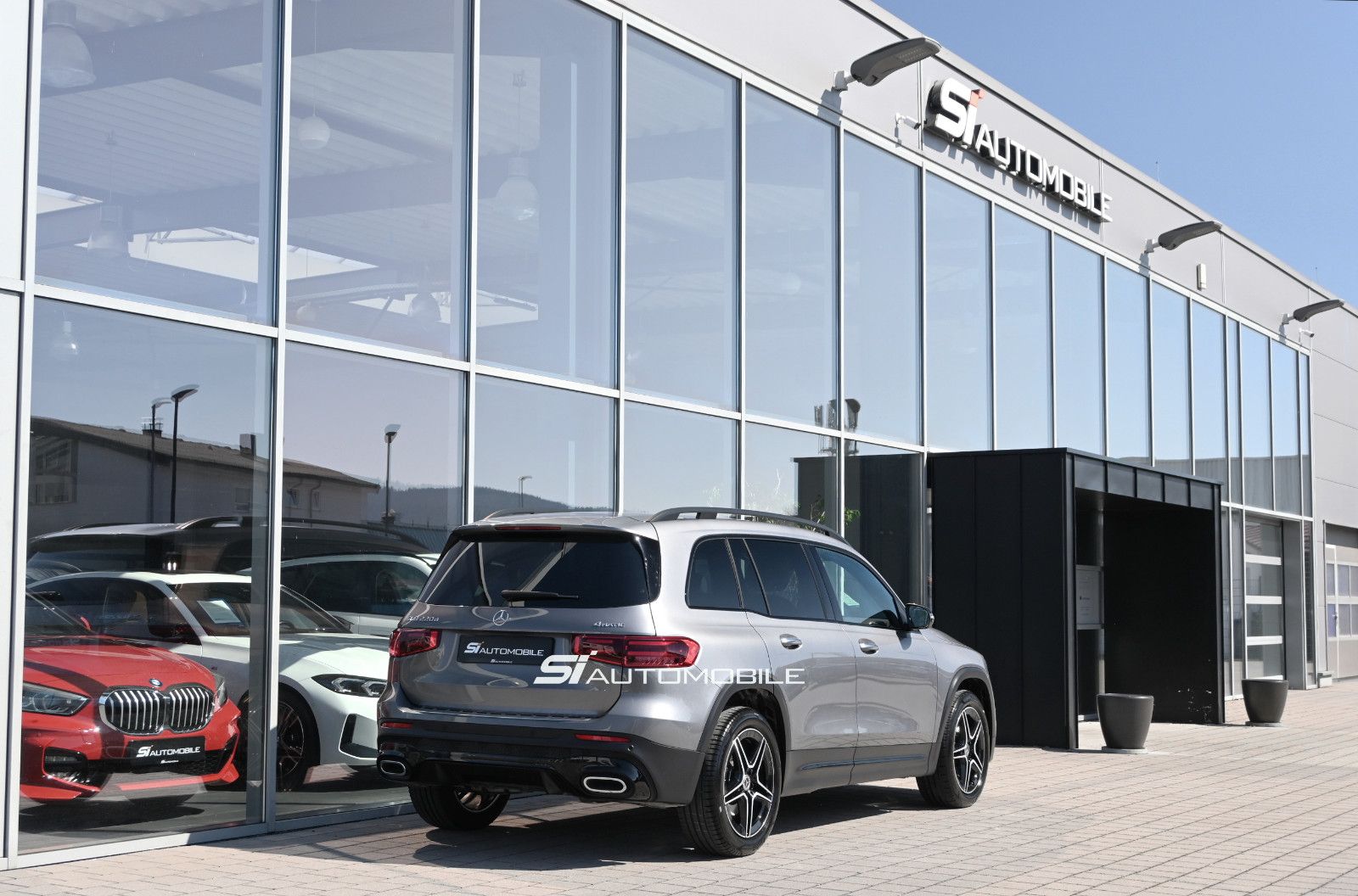 Fahrzeugabbildung Mercedes-Benz GLB 220 d 4MAT. AMG LINE + NIGHT °ACC°AHK°MEMORY