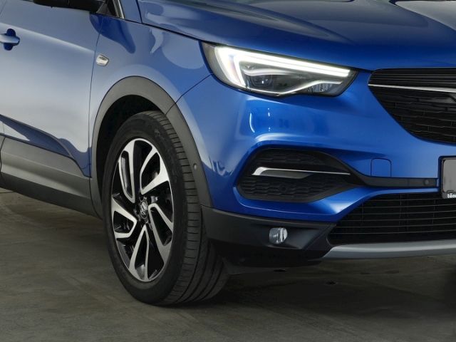 Grandland X ULTIMATE AT+AHK+NAVI+360 GRAD KAMERA