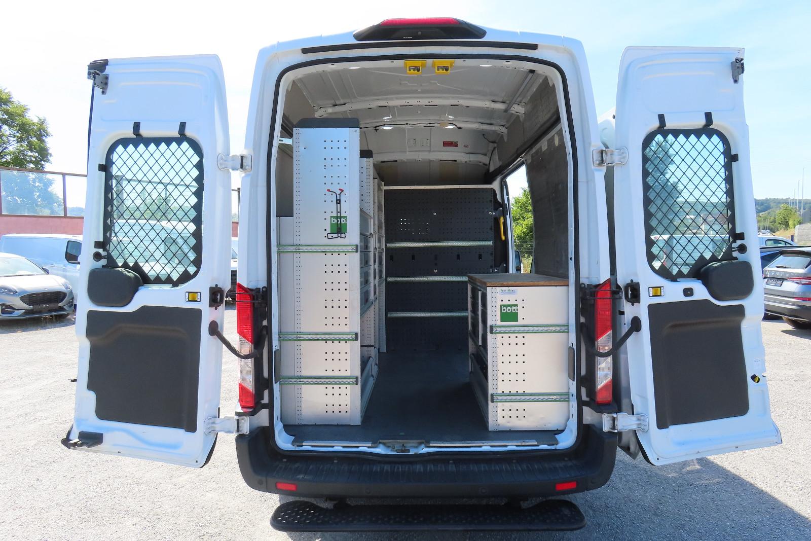 Ford Transit 350 L2H3 Autom. Navi Kamera Bott-Regale