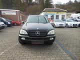 Mercedes-Benz ML 270 M -KLasse ML 270 CDI /1.Hand - schwarze Mercedes-Benz ML 270