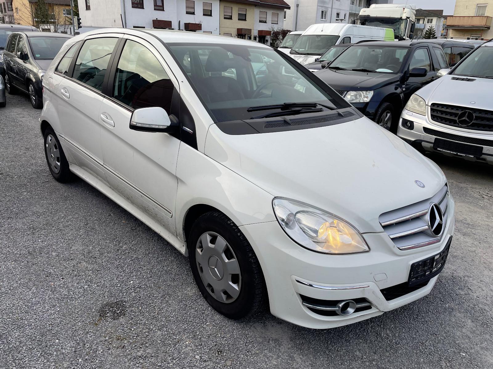 Mercedes-Benz B 160 Sport-Paket Teilleder