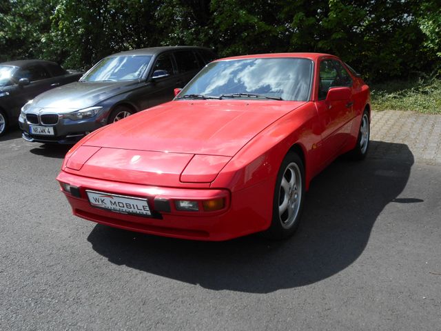 Porsche 944  ( H- Kennzeichen )