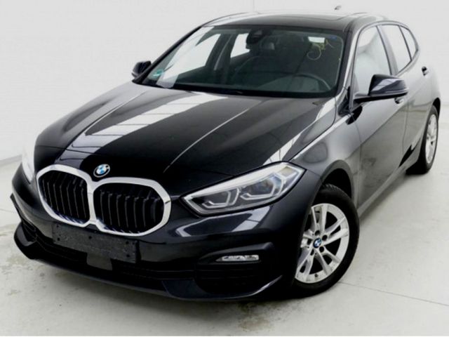 BMW 118 iA Sport Line Pano NaviPro Kam Sound Lenkrhz