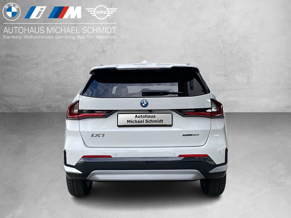 BMW iX1 - Bild 4