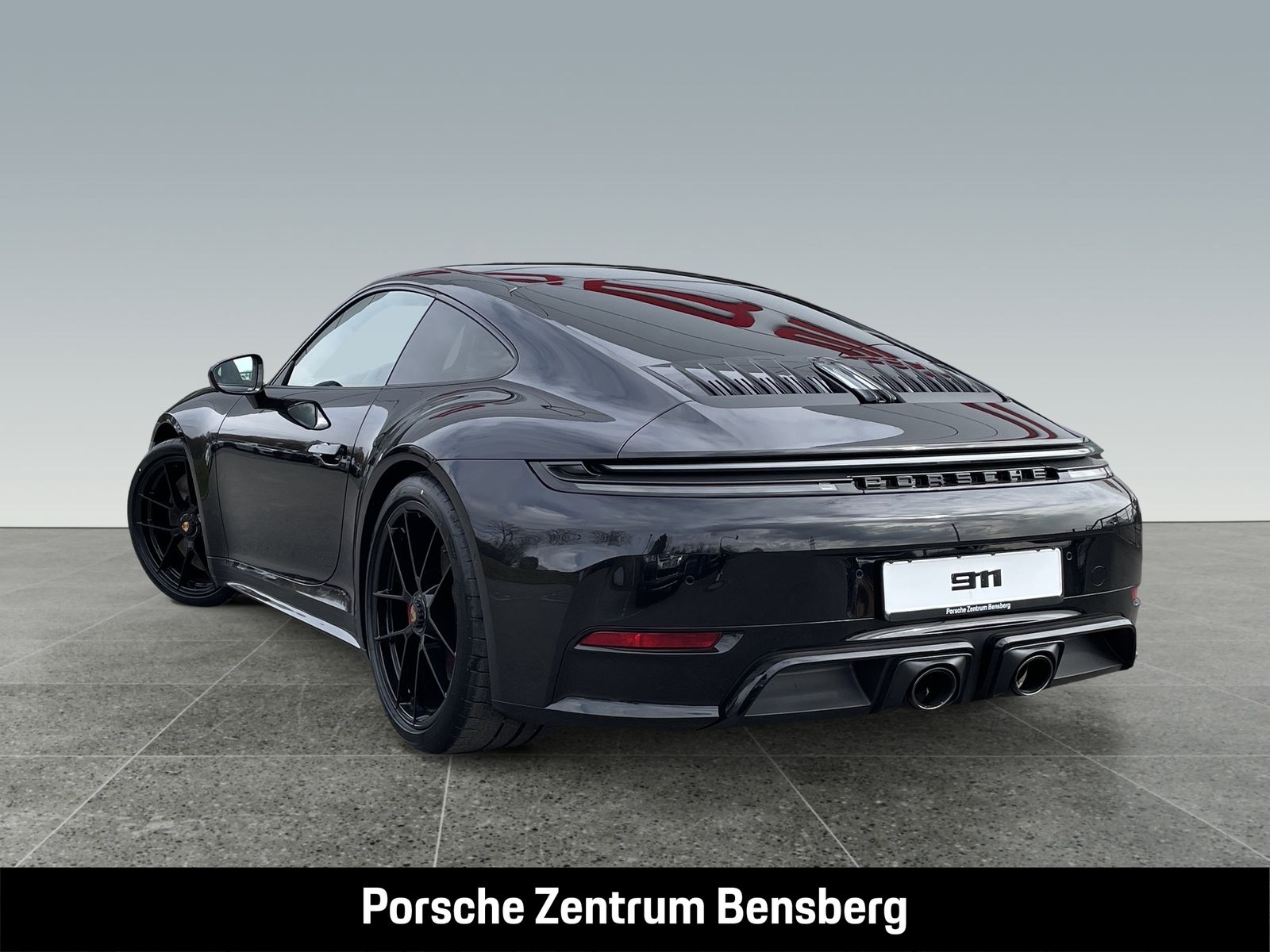 Porsche 911 Carrera 4 GTS imagem 3