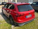 Volkswagen Tiguan Allspace Elegance | Matrix | ACC | Kam - rote Volkswagen Tiguan Allspace