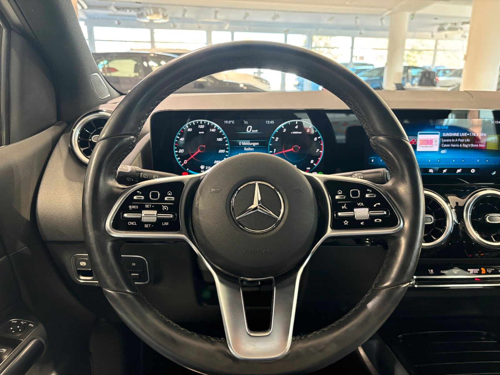 Mercedes-Benz B200 AUT 2.HD LED APP PARK NAV TEMP KLIMA SHZ foto 17