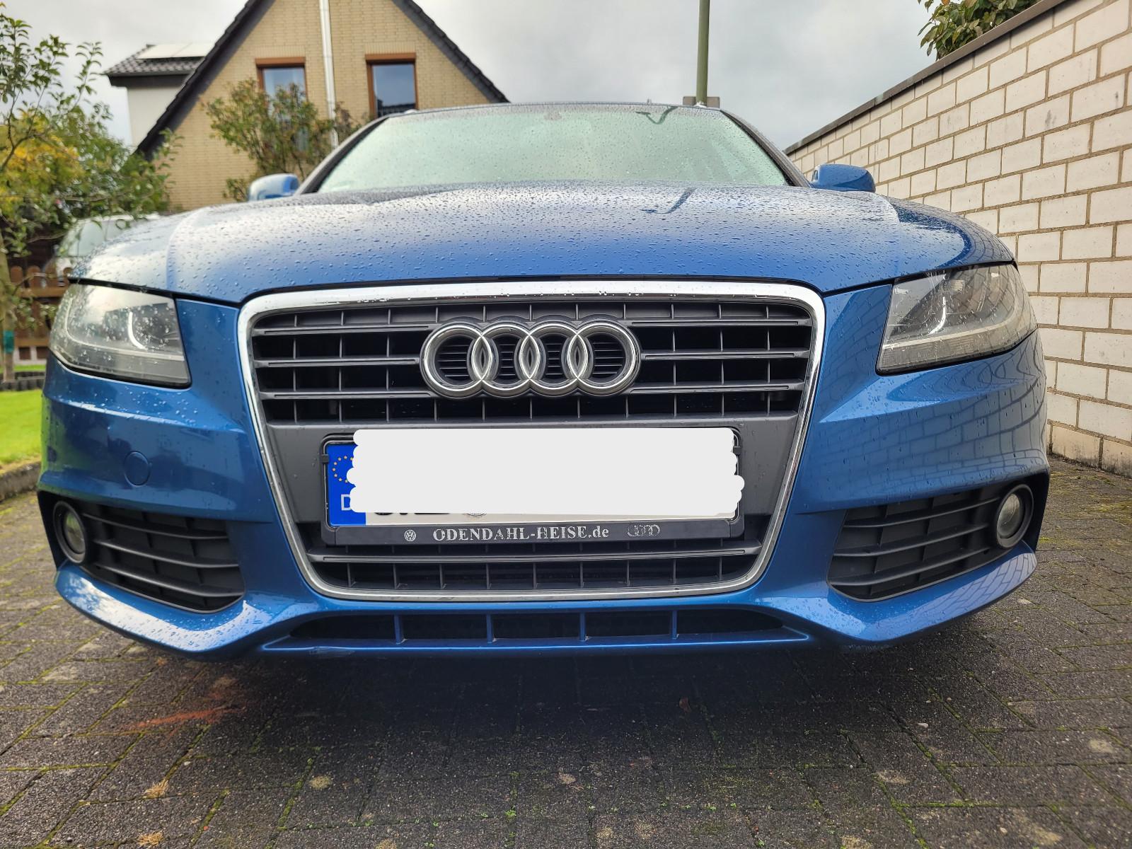 Audi A4 2011 — photo 12