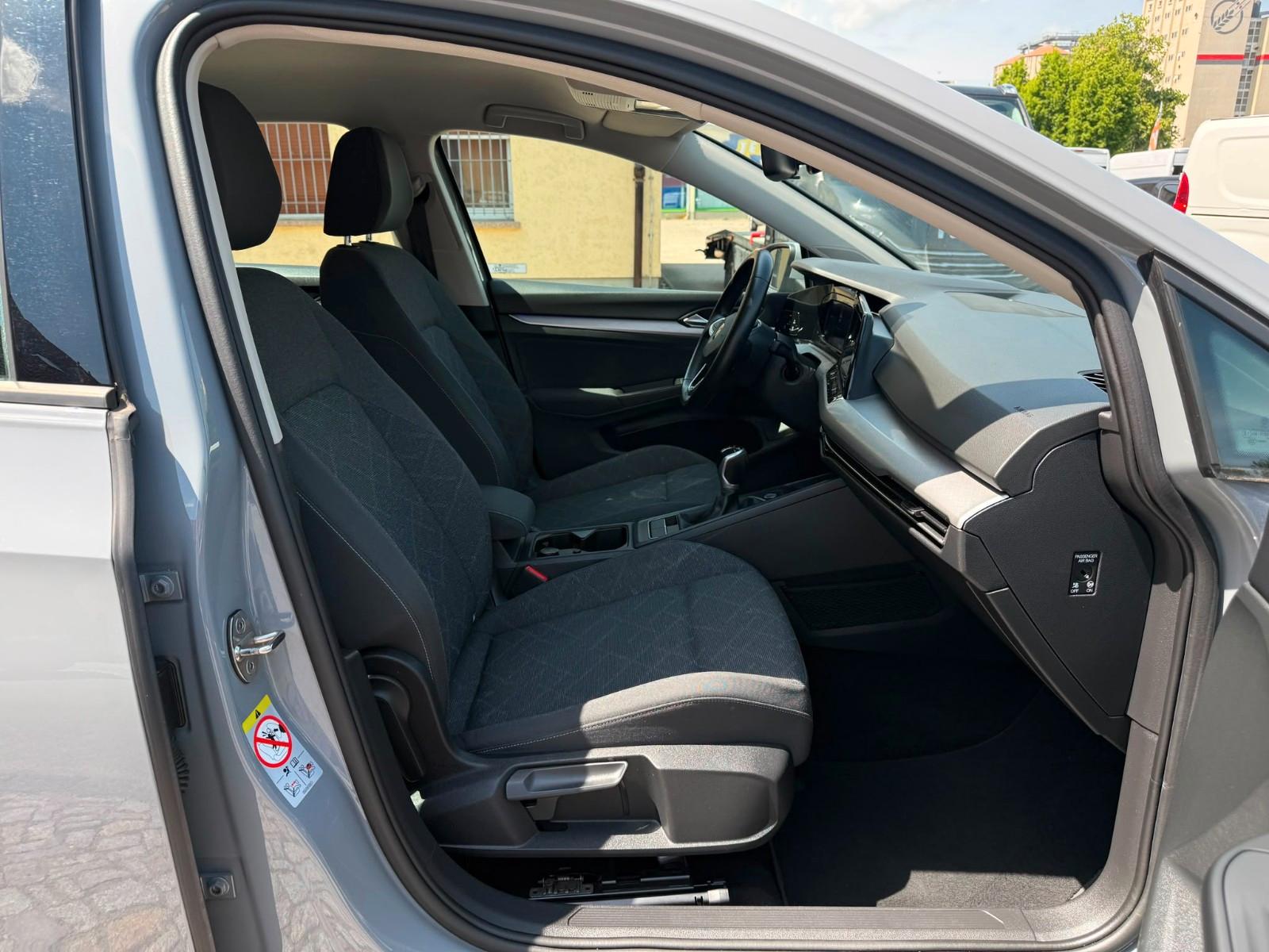 Volkswagen Golf VIII 1.5 TSI Life LED Navi CarPlay Virtual, миниатюра 19