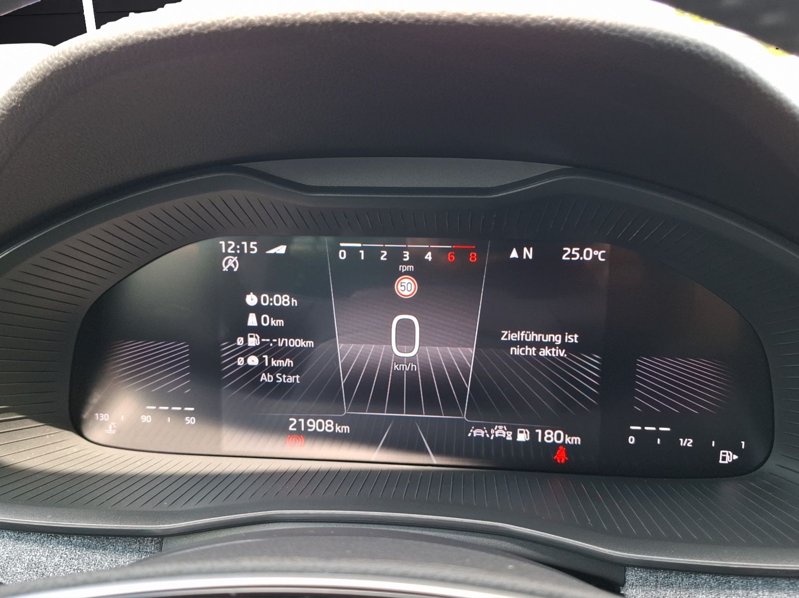 Fahrzeugabbildung SKODA Scala TSI Selection Matrix APP SHZ GRA RFK DAB L