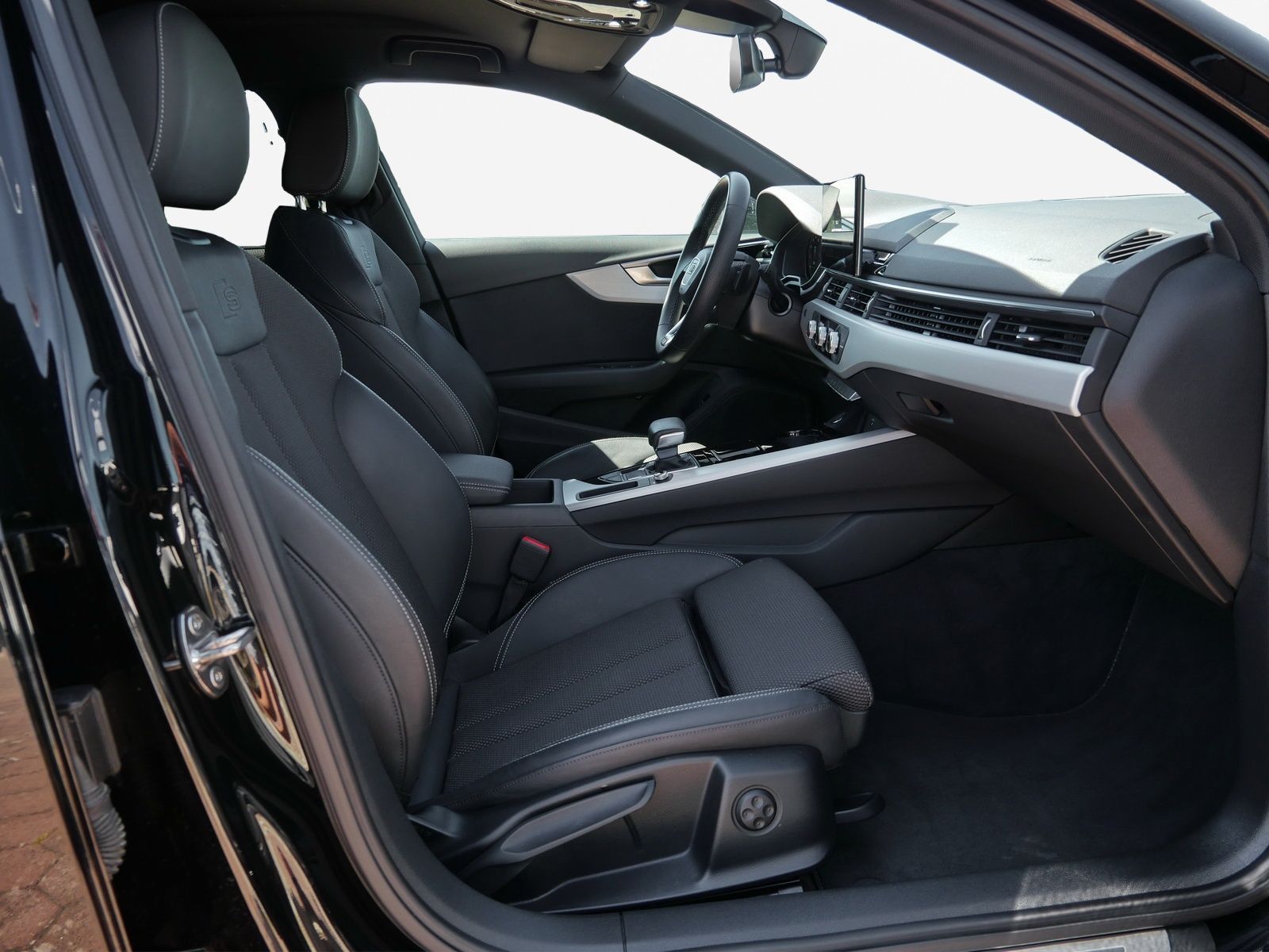 Audi A4 - Bild 4