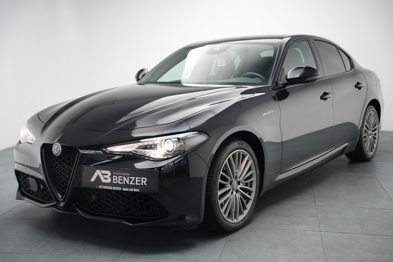 Fahrzeugabbildung Alfa Romeo Giulia Veloce *Harman&Kardon*Memory*Kamera*Navi