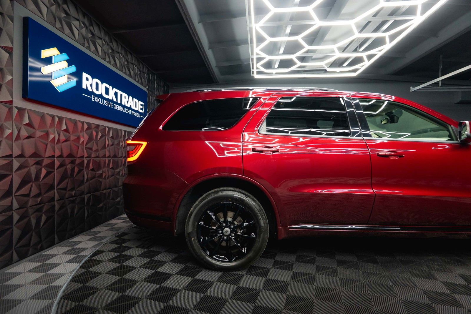 Fahrzeugabbildung Dodge Durango 3.6 V6 R/T 4x4 Night-Paket SRT Styling