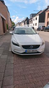 Volvo V40 D2 LINJE YOU! LINJE YOU! - Volvo V40 YOU! mit Diesel-Antrieb