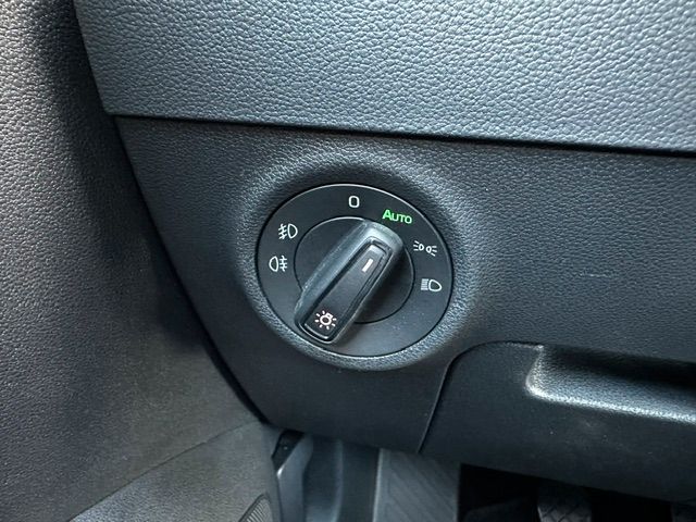 Karoq Clever LED;KESSY;ALARM;CARPLAY