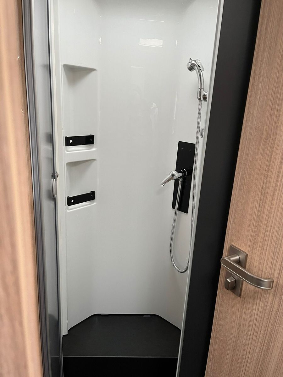 Fahrzeugabbildung Malibu I 470 RB LE K comfort Navi, Markise, RFK, TV