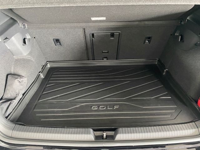 Golf R-Line 2.0 TDI DSG NAVI+KAMERA+SHZ+LED