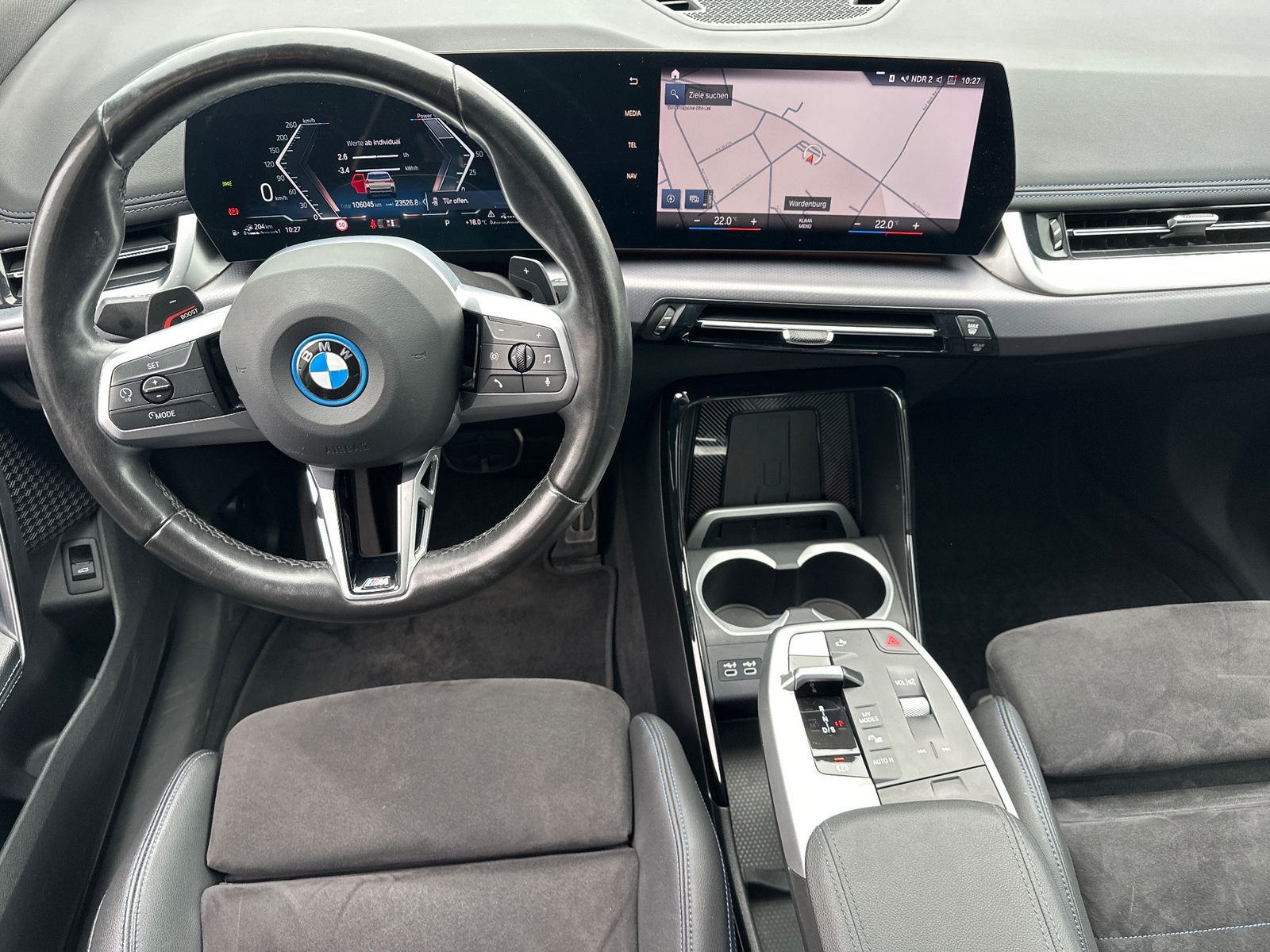Fahrzeugabbildung BMW X1 xDrive30e M-Sport NAV+LED+ACC+AHK+H&K+VCOCKP