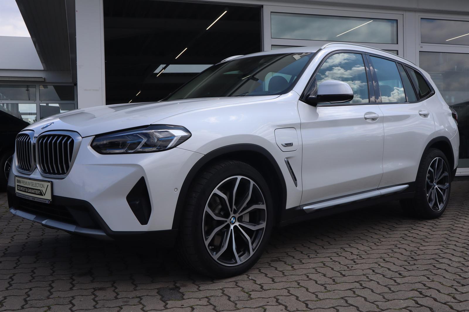 BMW X3 xDrive30e SHZ/Hifi/DAB/Ambiente/Head-Up/Laser