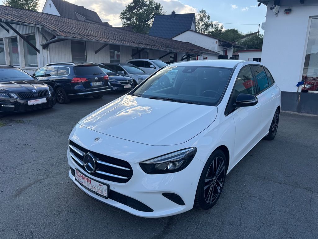 Image of Mercedes-Benz B 200