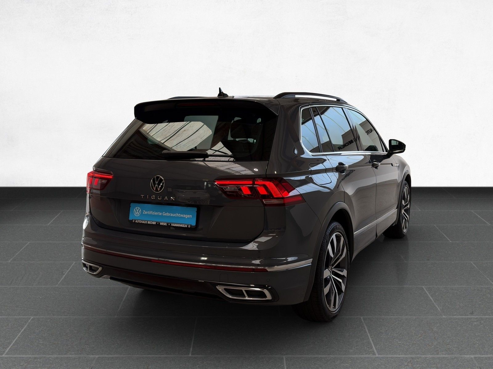 Volkswagen Tiguan R-Line 1.5 TSI DSG AHK Navi 360Kam LED foto 4