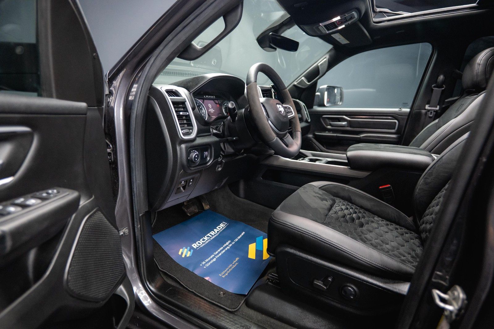 Fahrzeugabbildung Dodge RAM 5.7 V8 HEMI 4x4 Limited Longbed Airmatic 19%