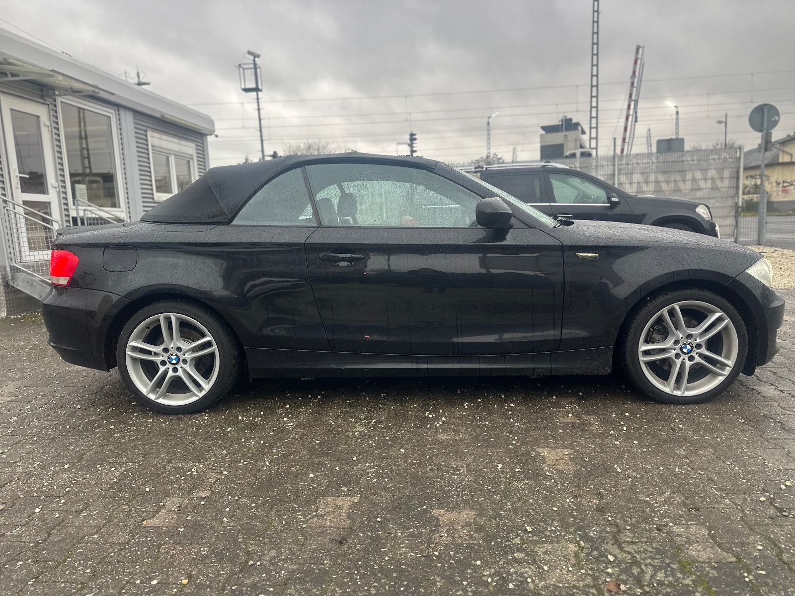 Fahrzeugabbildung BMW 120d CABRIO*LEDER+NAVI+18`LM+SHZ*