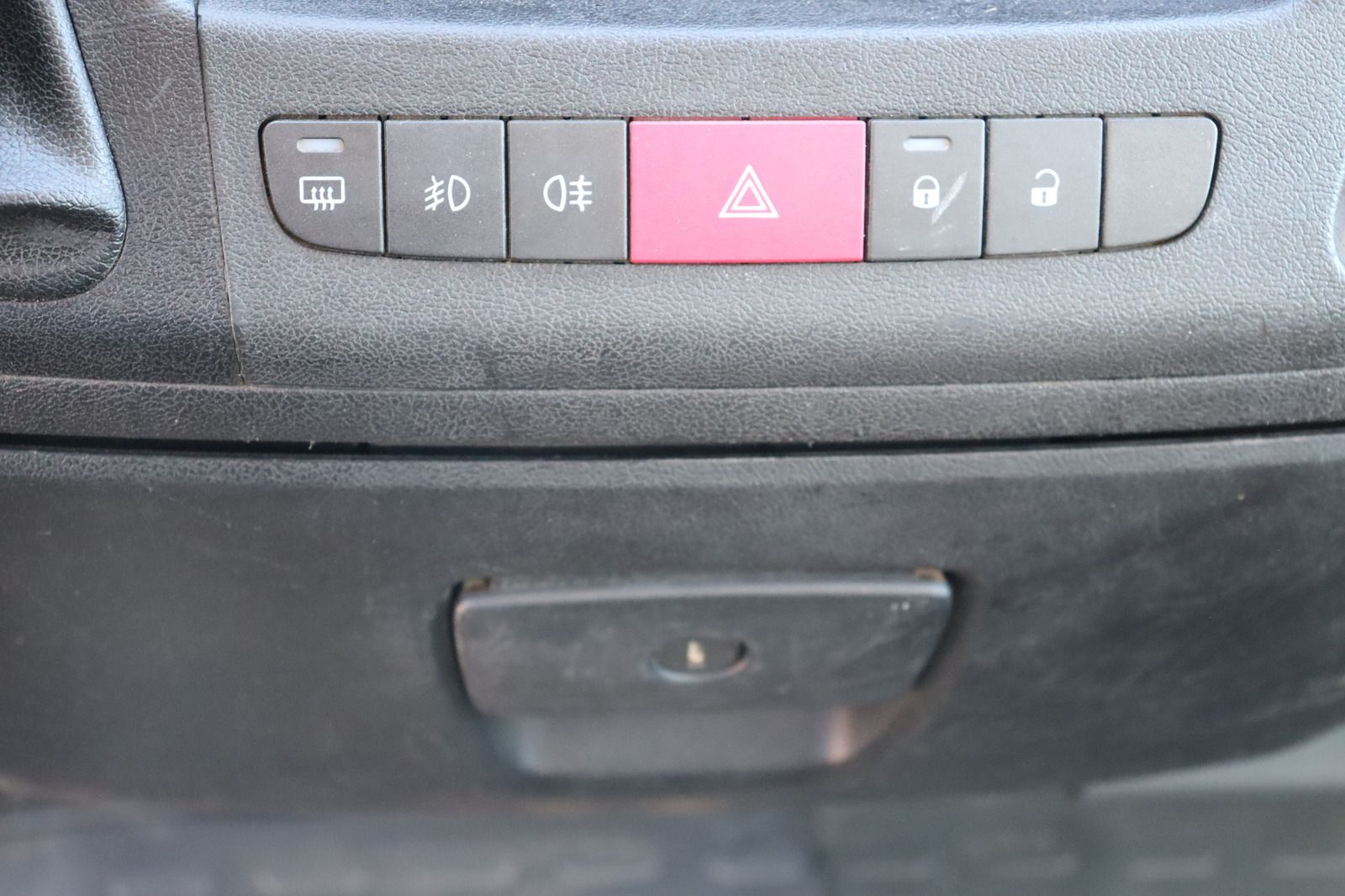 Fahrzeugabbildung Fiat Ducato 2.2 HDi  Pritsche lang * HU/AU neu