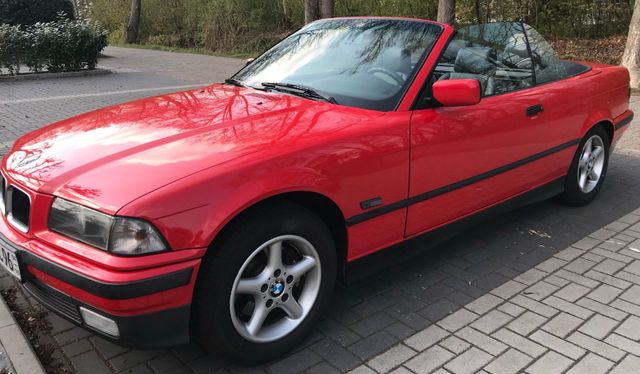 BMW 318i Cabrio