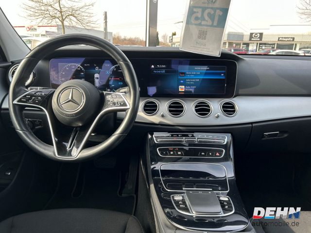 Mercedes-Benz E 300 T de Avantgarde 4Matic Widescreen Cam SHZ 
