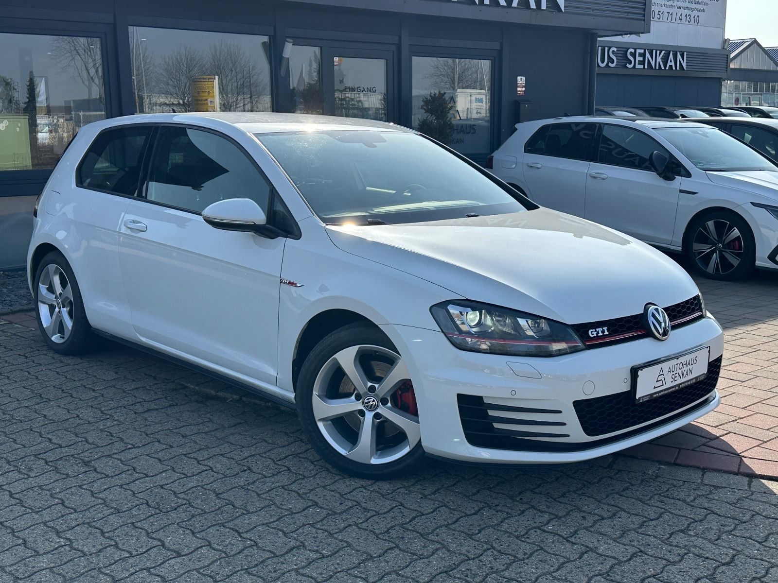 Volkswagen Golf VII 2.0 TSI DSG GTI Lim.*BI-XENON* foto 9