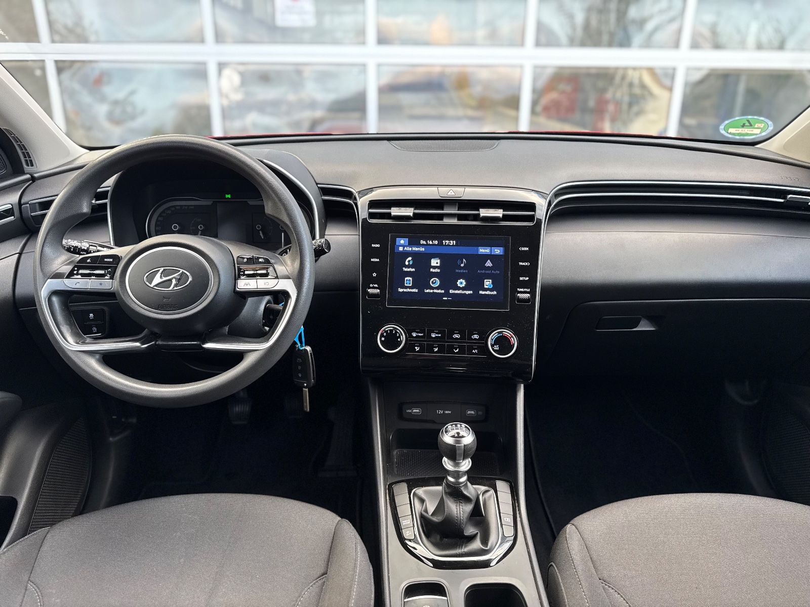 Hyundai Tucson 1.6 T-GDI Pure Spurh RCam Carplay foto 15