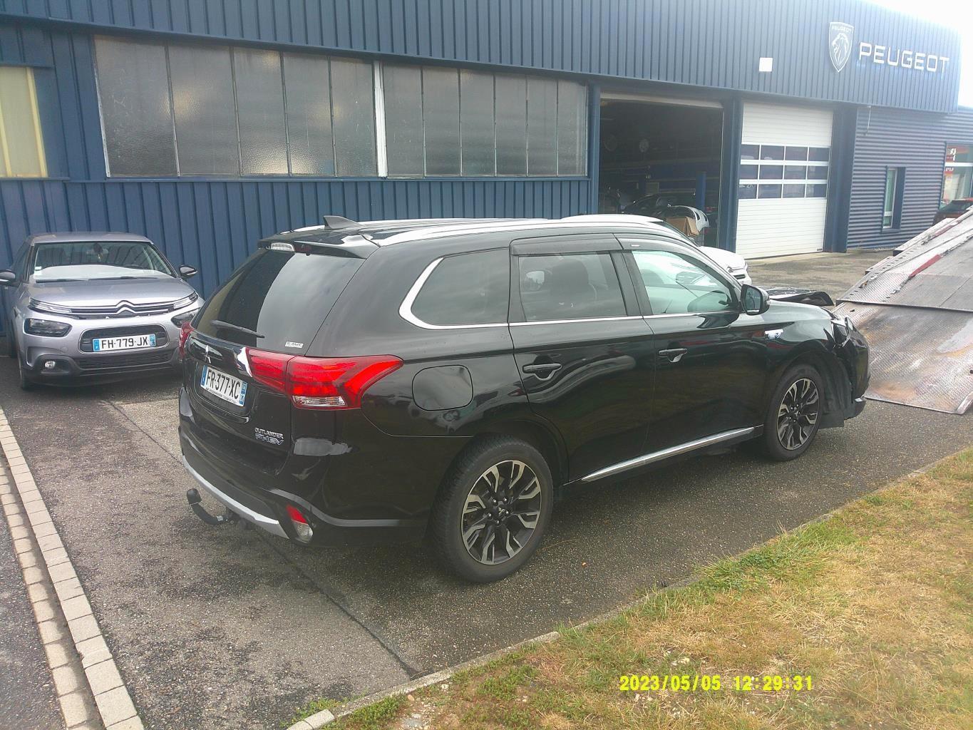 Mitsubishi Outlander PHEV Plus 4WD