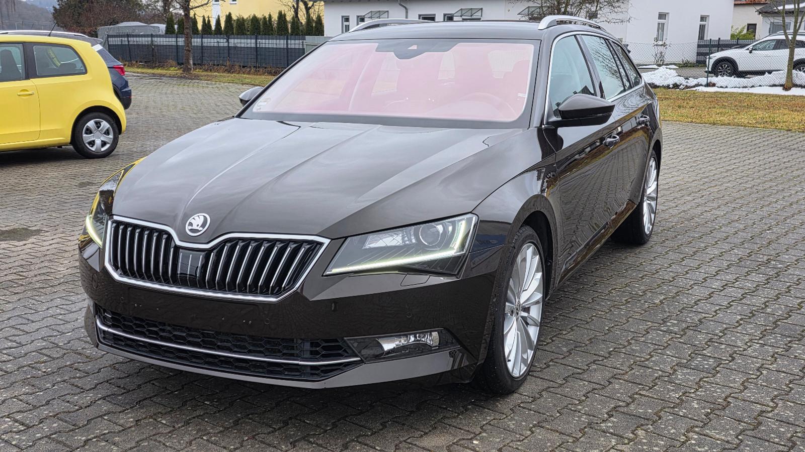 Skoda Superb Combi Style 4x4