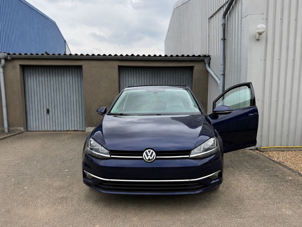 Image of Volkswagen Golf