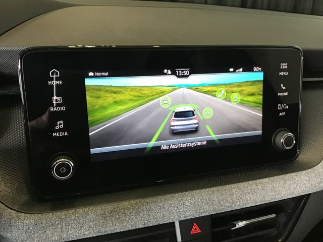 Fahrzeugabbildung Skoda Kamiq Selection 1.0 TSI DSG/Kamera/SHZ/SmartLink
