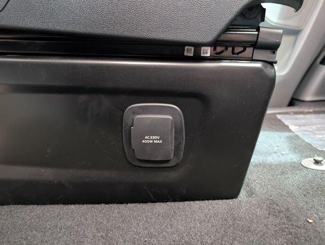 Ford Tourneo Custom Tit. 2.0 L1 NEUES MODELL