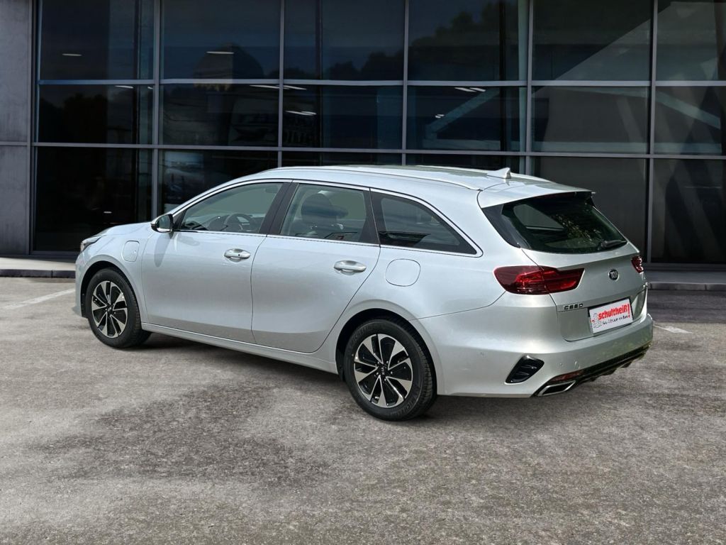 Fahrzeugabbildung Kia Ceed SW 1.6 GDI DCT OPF Plug-in-Hybrid Vision